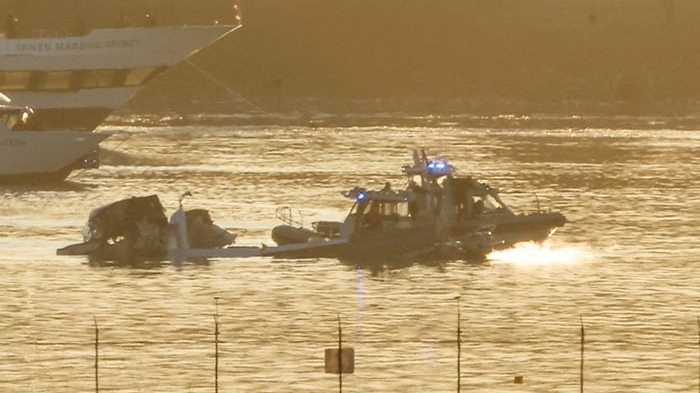 Không có người sống sót trong vụ tai nạn máy bay tại Mỹ, nhiều nước gửi lời chia buồn