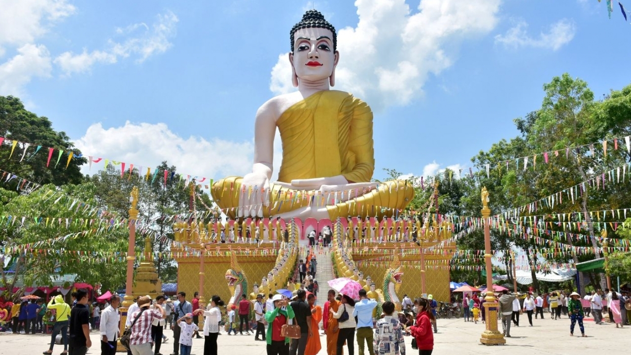 Tết Nguyên đán ở vùng đồng bào dân tộc Khmer