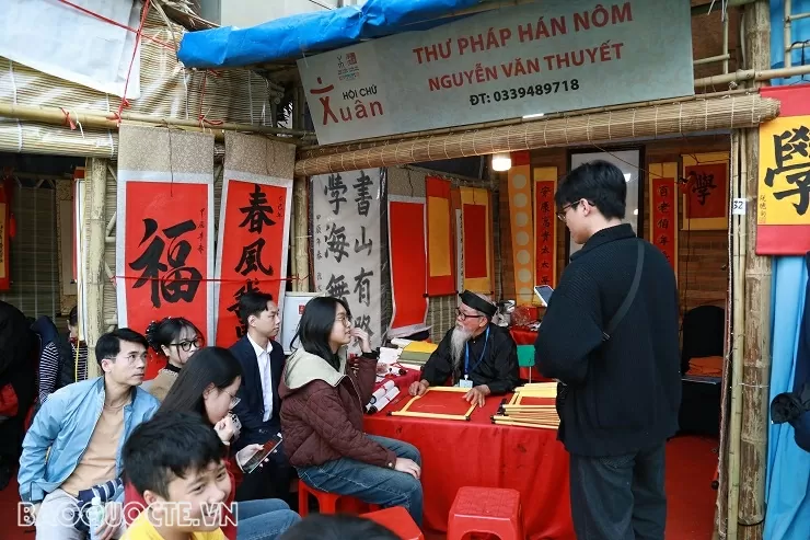 Náo nức Hội chữ Xuân Ất Tỵ 2025 Náo nức Hội chữ Xuân Ất Tỵ 2025