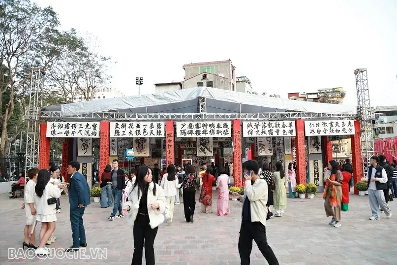 Náo nức Hội chữ Xuân Ất Tỵ 2025 Náo nức Hội chữ Xuân Ất Tỵ 2025