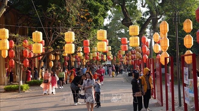 Thủ đô Hà Nội đón khoảng 1 triệu lượt khách du lịch dịp Tết Nguyên đán