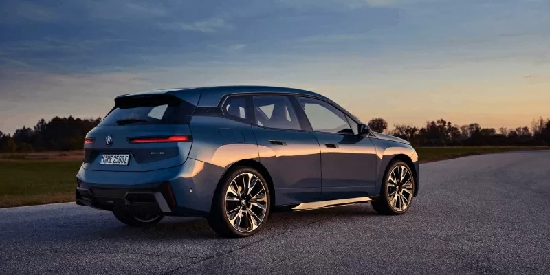 BMW iX 2025 chuẩn bị trình làng với mức giá dự kiến từ 1,88 tỷ đồng BMW iX 2025 chuẩn bị trình làng với mức giá dự kiến từ 1,88 tỷ đồng