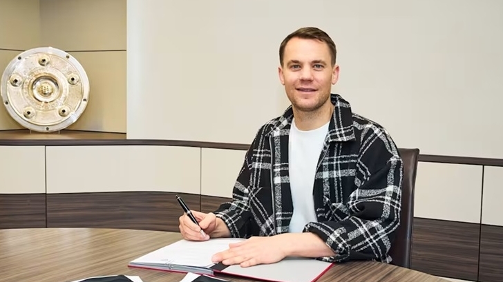 Thủ môn Manuel Neuer ở lại Bayern Munich năm thứ 15