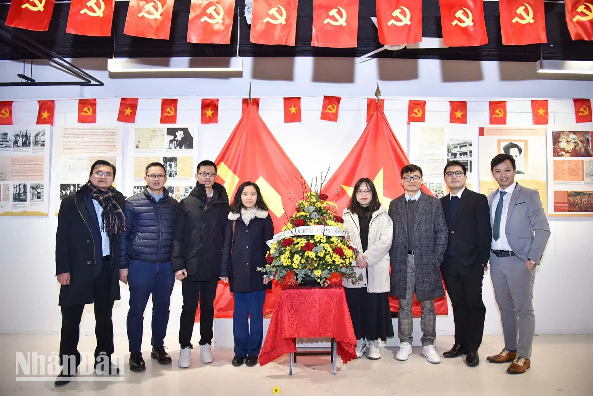 Kỷ niệm 95 năm Ngày thành lập Đảng Cộng sản Việt Nam tại Pháp Kỷ niệm 95 năm Ngày thành lập Đảng Cộng sản Việt Nam tại Pháp