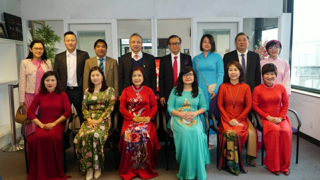 Tự hào 95 năm thành lập Đảng Cộng sản Việt Nam Tự hào 95 năm thành lập Đảng Cộng sản Việt Nam