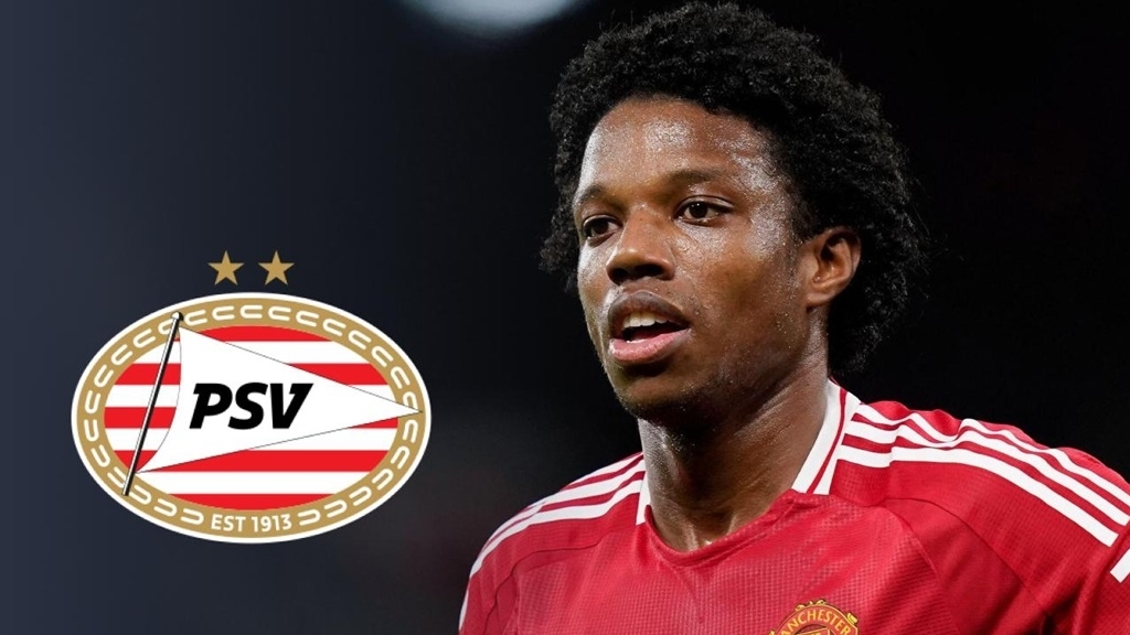 MU đẩy cầu thủ thứ 3 ra đi vào phút chót