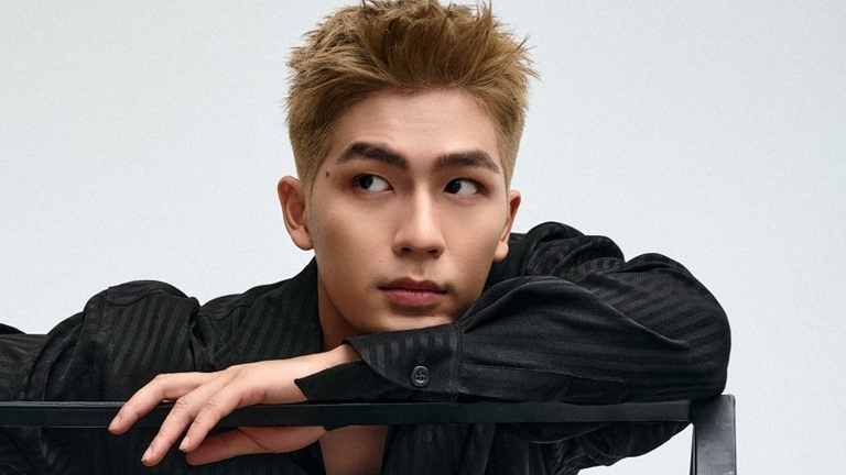 Ngoại hình điển trai, chuẩn sao quốc tế của nam chính phim Bộ tứ sát thủ