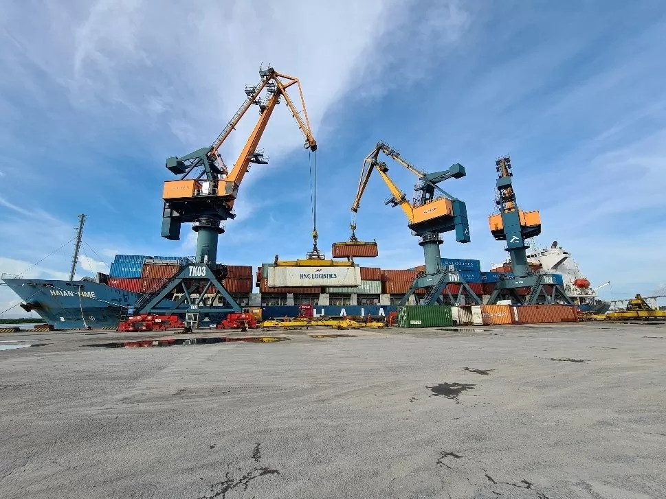 Cảng Cửa Việt, Quảng Trị. (Nguồn: Công ty CP Cảng Cửa Việt) Cảng Cửa Việt, Quảng Trị. (Nguồn: Công ty CP Cảng Cửa Việt)