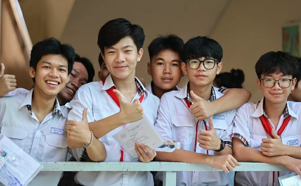 Thi lớp 10: Gần 20 tỉnh thành chốt môn thi thứ 3 Thi lớp 10: Gần 20 tỉnh thành chốt môn thi thứ 3