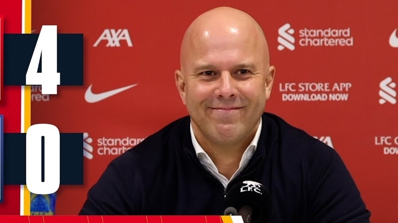 HLV Arne Slot: Liverpool ngày càng mạnh