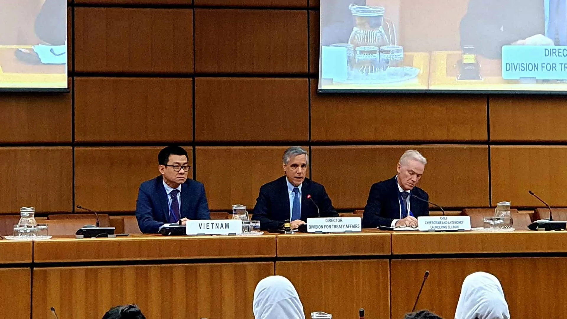 Việt Nam đang phối hợp với UNODC chuẩn bị cho Lễ ký Công ước Liên hợp quốc về chống tội phạm mạng tại Hà Nội Việt Nam đang phối hợp với UNODC chuẩn bị cho Lễ ký Công ước Liên hợp quốc về chống tội phạm mạng tại Hà Nội