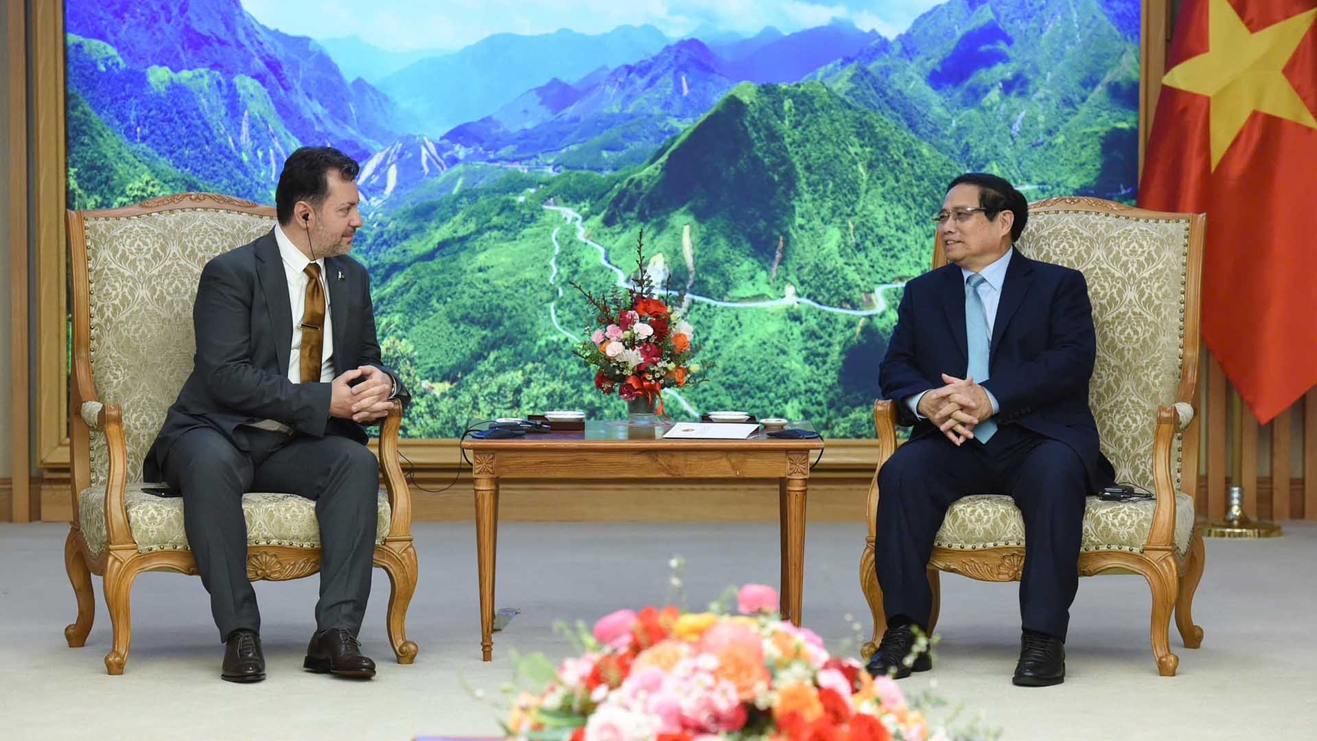 Thủ tướng Phạm Minh Chính tiếp Đại sứ Pakistan tại Việt Nam