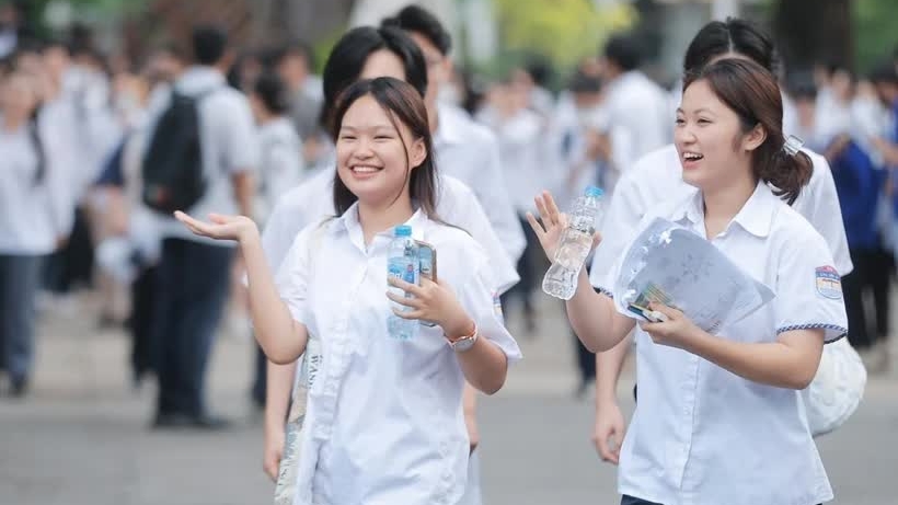 Trước mùa tuyển sinh, các trường đại học công bố học bổng hút sĩ tử