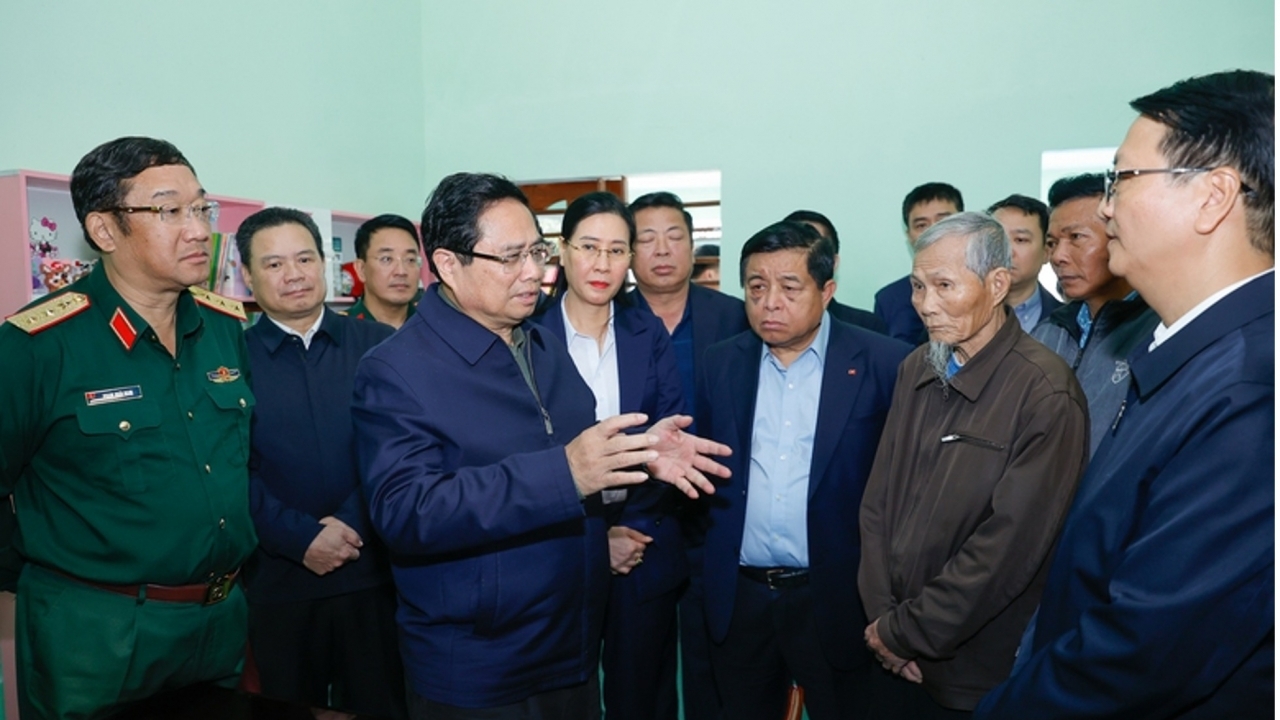 Thủ tướng Phạm Minh Chính đề nghị Quảng Ngãi tiếp tục đổi mới cách làm trong xóa nhà tạm, nhà dột nát