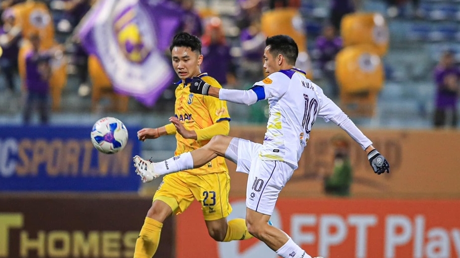 Văn Quyết lập cú đúp, CLB Hà Nội thắng đẹp Sông Lam Nghệ An