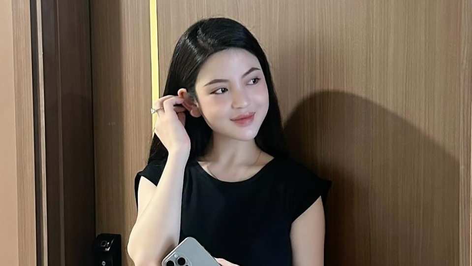 Chiếc đồng hồ xa xỉ được Chu Thanh Huyền diện thường xuyên