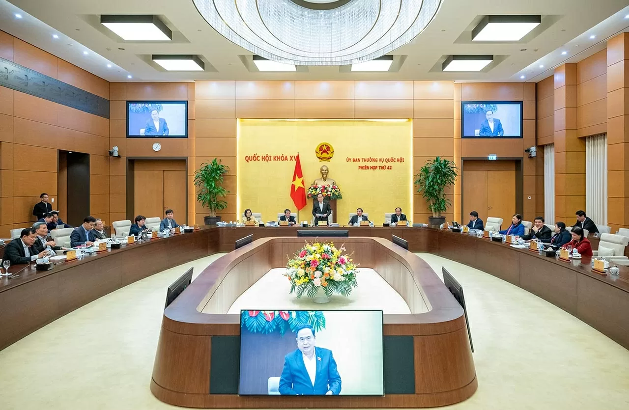 Chủ tịch Quốc hội Trần Thanh Mẫn phát biểu bế mạcChuẩn bị tốt nhất cho Kỳ họp bất thường lần thứ 9, trọng tâm là phục vụ, sắp xếp, tinh gọn tổ chức bộ máy Chủ tịch Quốc hội Trần Thanh Mẫn phát biểu bế mạcChuẩn bị tốt nhất cho Kỳ họp bất thường lần thứ 9, trọng tâm là phục vụ, sắp xếp, tinh gọn tổ chức bộ máy