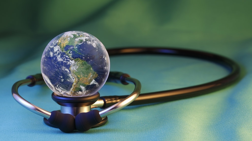 Viện trợ y tế giữa 'ngã ba đường' của ngoại giao, chiến lược phát triển và công bằng