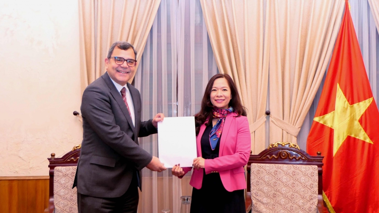 Cục Lễ tân Nhà nước tiếp nhận bản sao Ủy nhiệm thư bổ nhiệm Đại sứ Hy Lạp tại Việt Nam