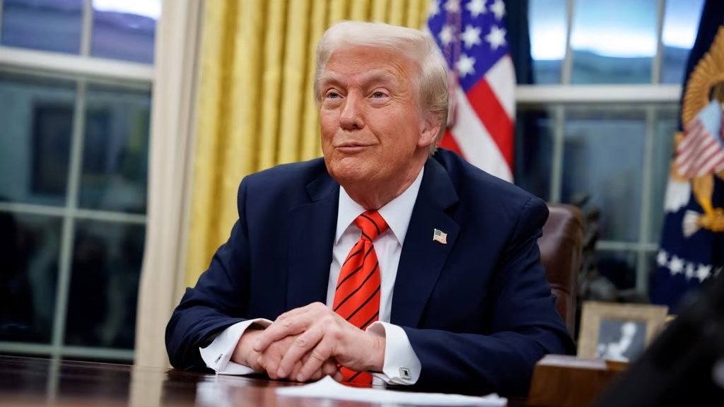 Tung hàng loạt sắc lệnh chấn động từ nhập cư tới thuế, Tổng thống Trump được lòng cử tri Mỹ những ngày đầu cầm quyền, đảng Dân chủ ra 'chiêu' mới