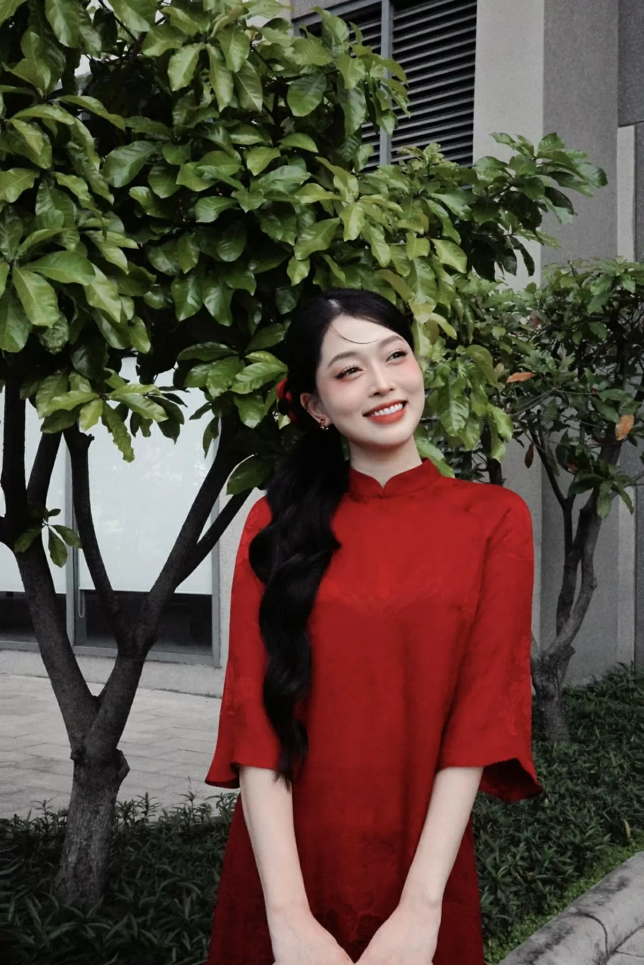 Á hậu Phương Nga