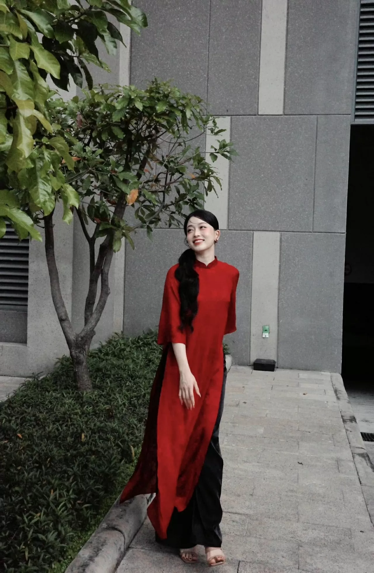 Á hậu Phương Nga