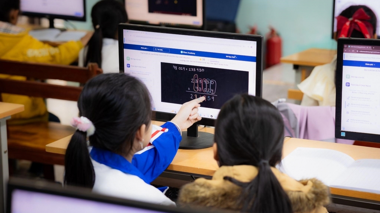 Việt Nam vươn lên thứ hai toàn cầu trong sử dụng nền tảng giáo dục trực tuyến Khan Academy