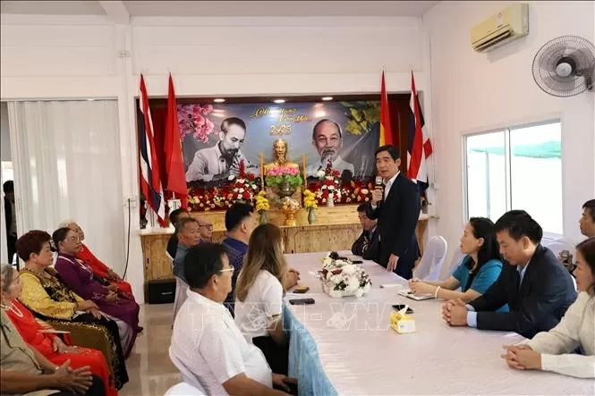 Kiều bào vùng biên Đông Thái Lan xây dựng cộng đồng ngày càng vững mạnh Kiều bào vùng biên Đông Thái Lan xây dựng cộng đồng ngày càng vững mạnh