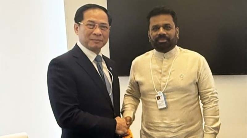 Việt Nam luôn coi trọng quan hệ hữu nghị và hợp tác với Sri Lanka