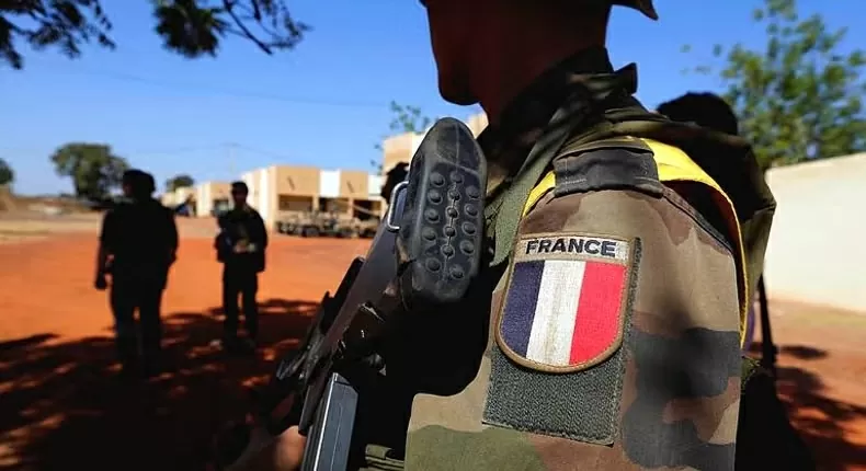 Pháp tiếp tục chuỗi ngày rút quân ở Tây Phi Pháp tiếp tục chuỗi ngày rút quân ở Tây Phi