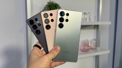 Samsung Galaxy S25 Ultra khiến đường đua AI trên smartphone năm 2025 sôi động hơn