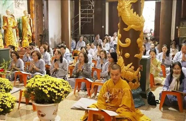 Tết Nguyên tiêu ý nghĩa của cộng đồng người Việt ở Lào Tết Nguyên tiêu ý nghĩa của cộng đồng người Việt ở Lào