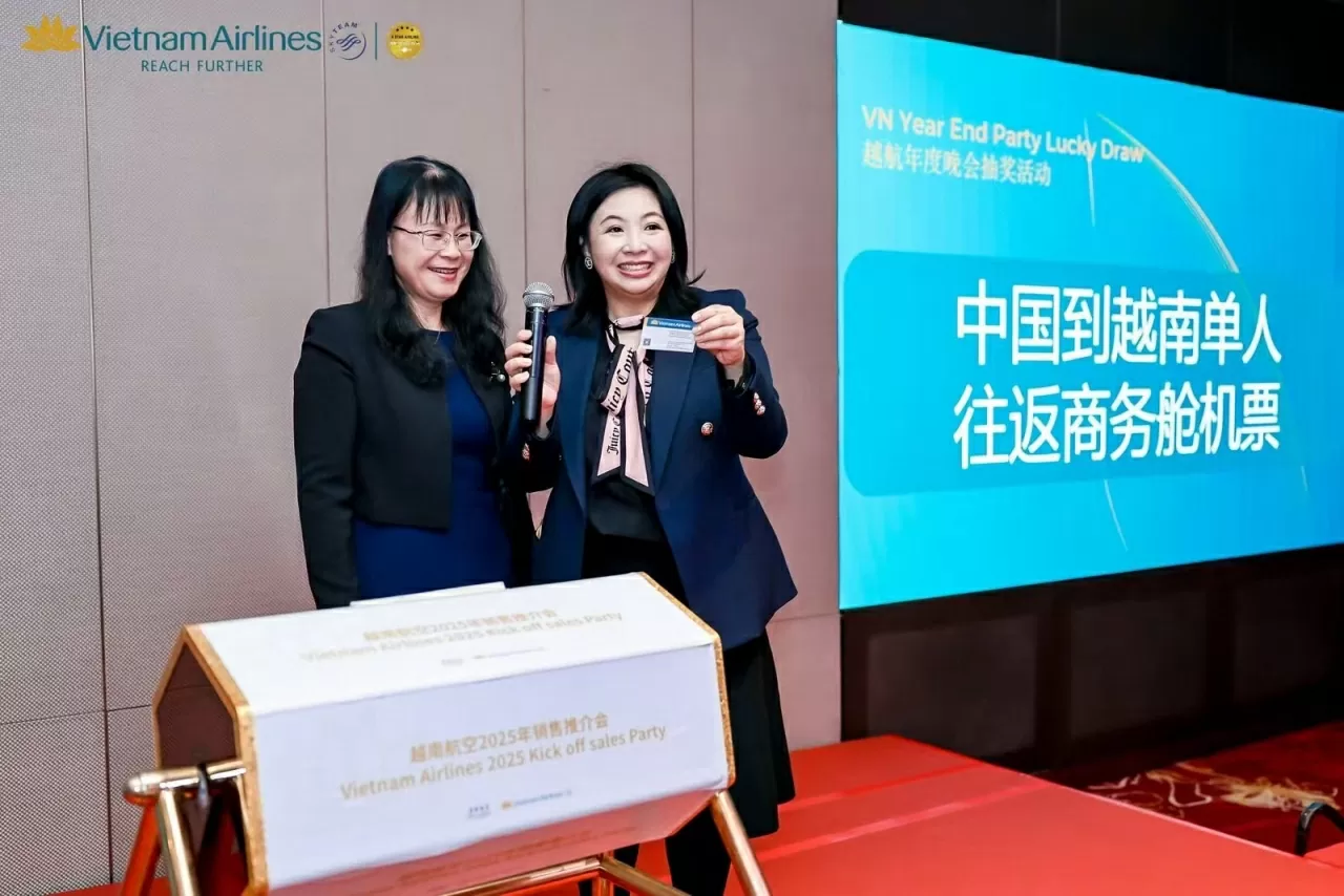 Tổng Lãnh sự quán Việt Nam tại Quảng Châu đồng hành cùng Vietnam Airlines gia tăng thị phần tại thị trường Trung Quốc Tổng Lãnh sự quán Việt Nam tại Quảng Châu đồng hành cùng Vietnam Airlines gia tăng thị phần tại thị trường Trung Quốc
