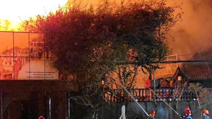 Cháy lớn tại Trung tâm tranh thêu lụa Đà Lạt XQ Việt Nam