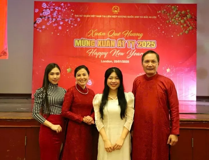 Truyền cảm hứng để thế hệ trẻ chung tay đưa thương hiệu Việt vươn xa Truyền cảm hứng để thế hệ trẻ chung tay đưa thương hiệu Việt vươn xa