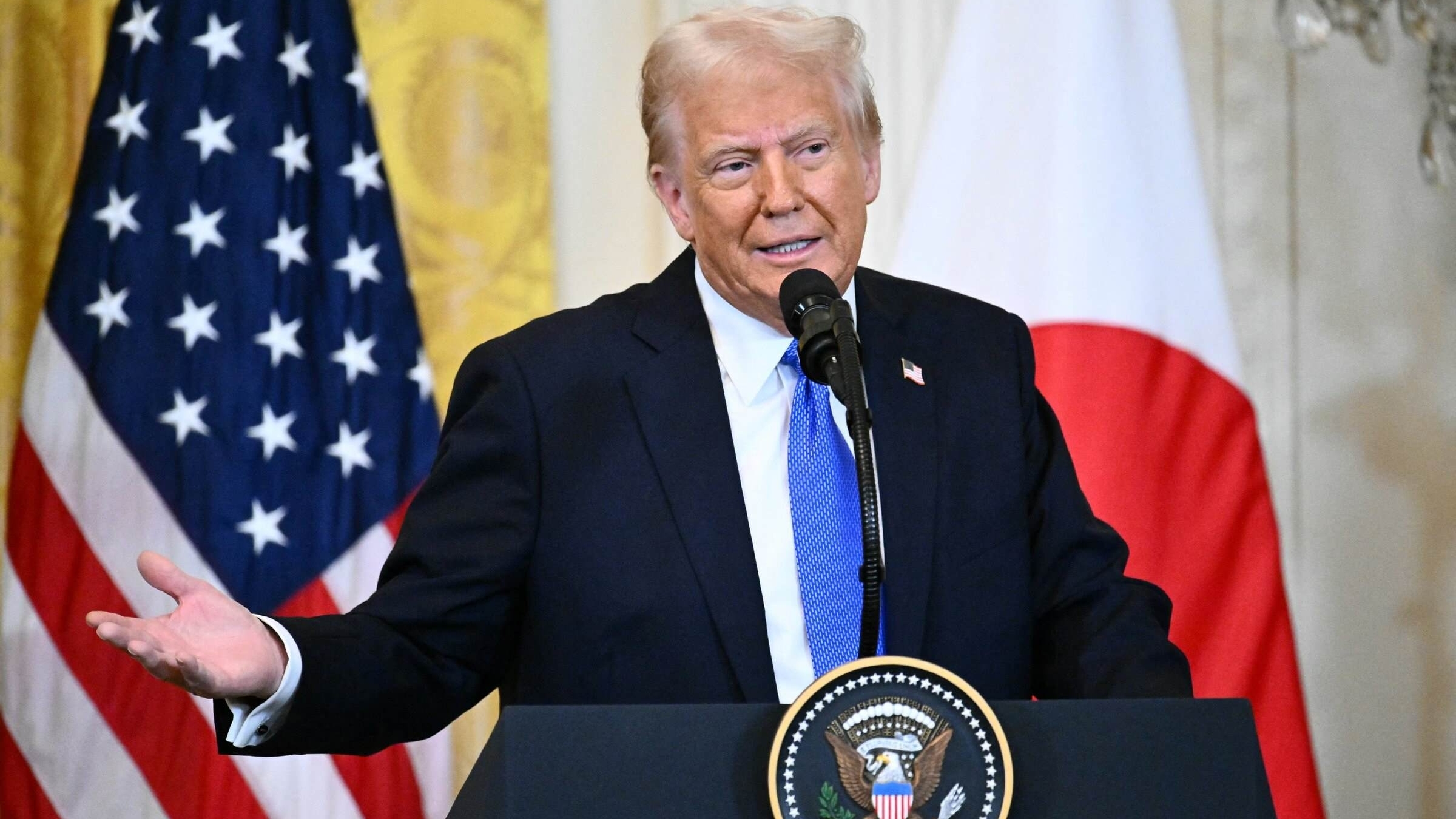 Ukraine hoàn tất dự thảo về thỏa thuận đất hiếm với Mỹ sau khi ông Trump bắn tin nếu muốn có 500 tỷ USD viện trợ