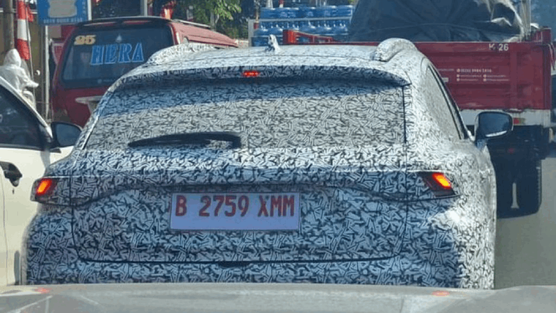 Suzuki Fronx lộ diện trên đường phố Indonesia Suzuki Fronx lộ diện trên đường phố Indonesia