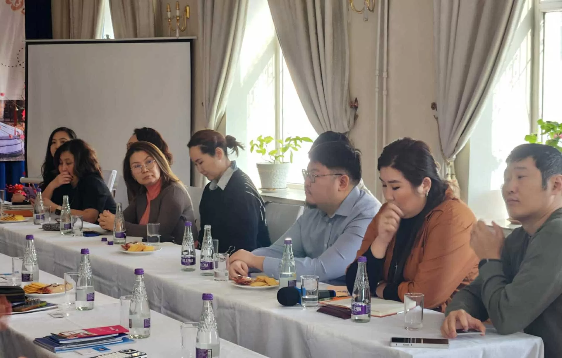 Kết nối doanh nghiệp Việt Nam và Mông Cổ trong lĩnh vực du lịch và logistics Kết nối doanh nghiệp Việt Nam và Mông Cổ trong lĩnh vực du lịch và logistics