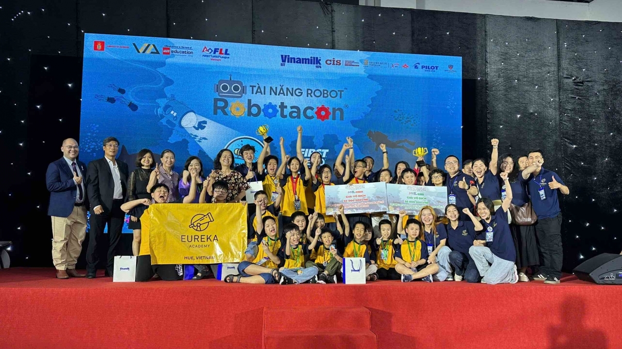 Lộ diện các gương mặt đại diện Việt Nam tham gia một trong những sân chơi robot lớn nhất thế giới