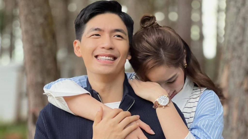 Sao Việt: Lý Nhã Kỳ đẹp 'ma mị', Quốc Anh đăng ảnh tình tứ cùng Hoa hậu Kỳ Duyên