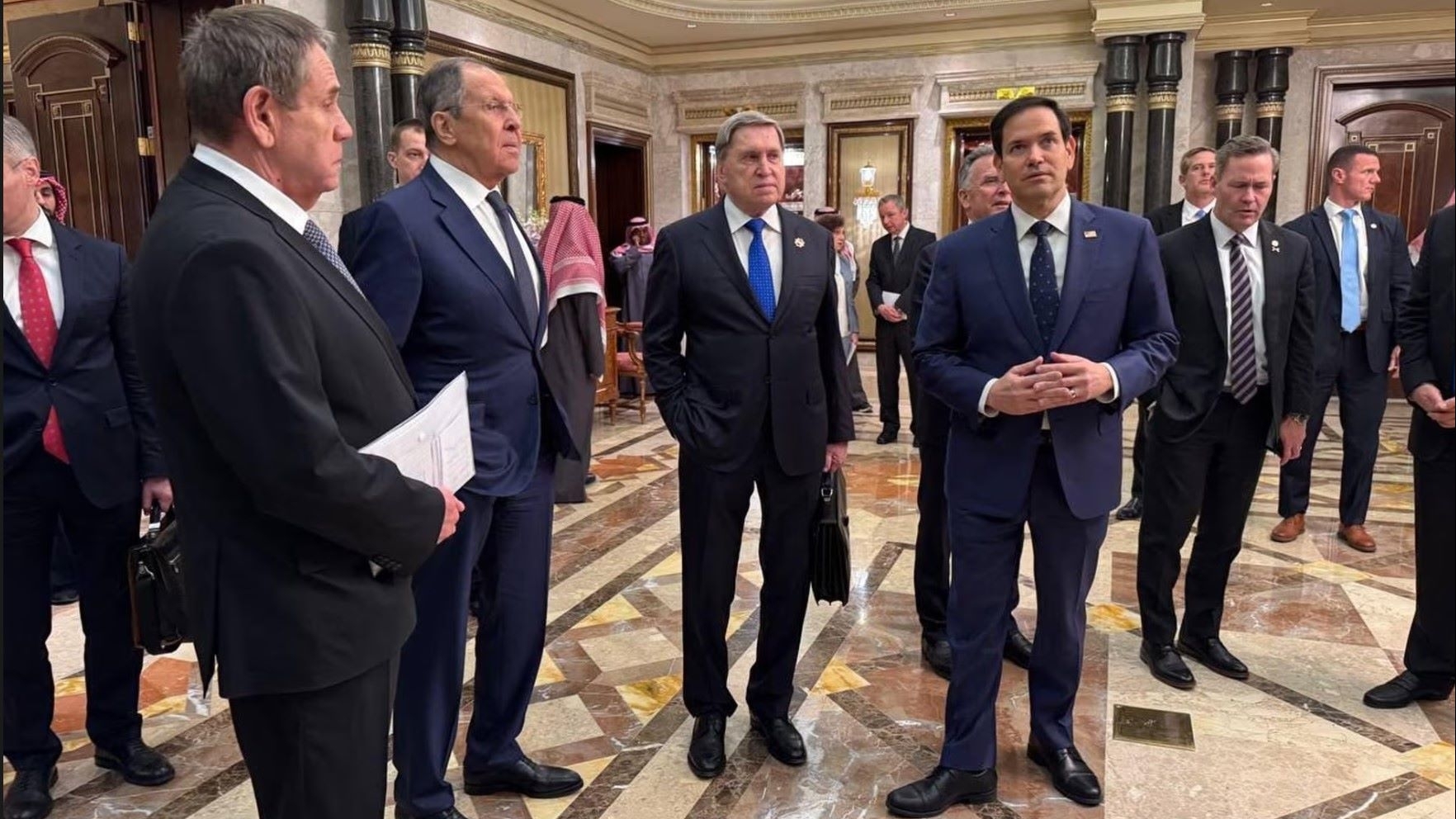 Cuộc gặp Nga - Mỹ ở Riyadh và những bước tiến then chốt