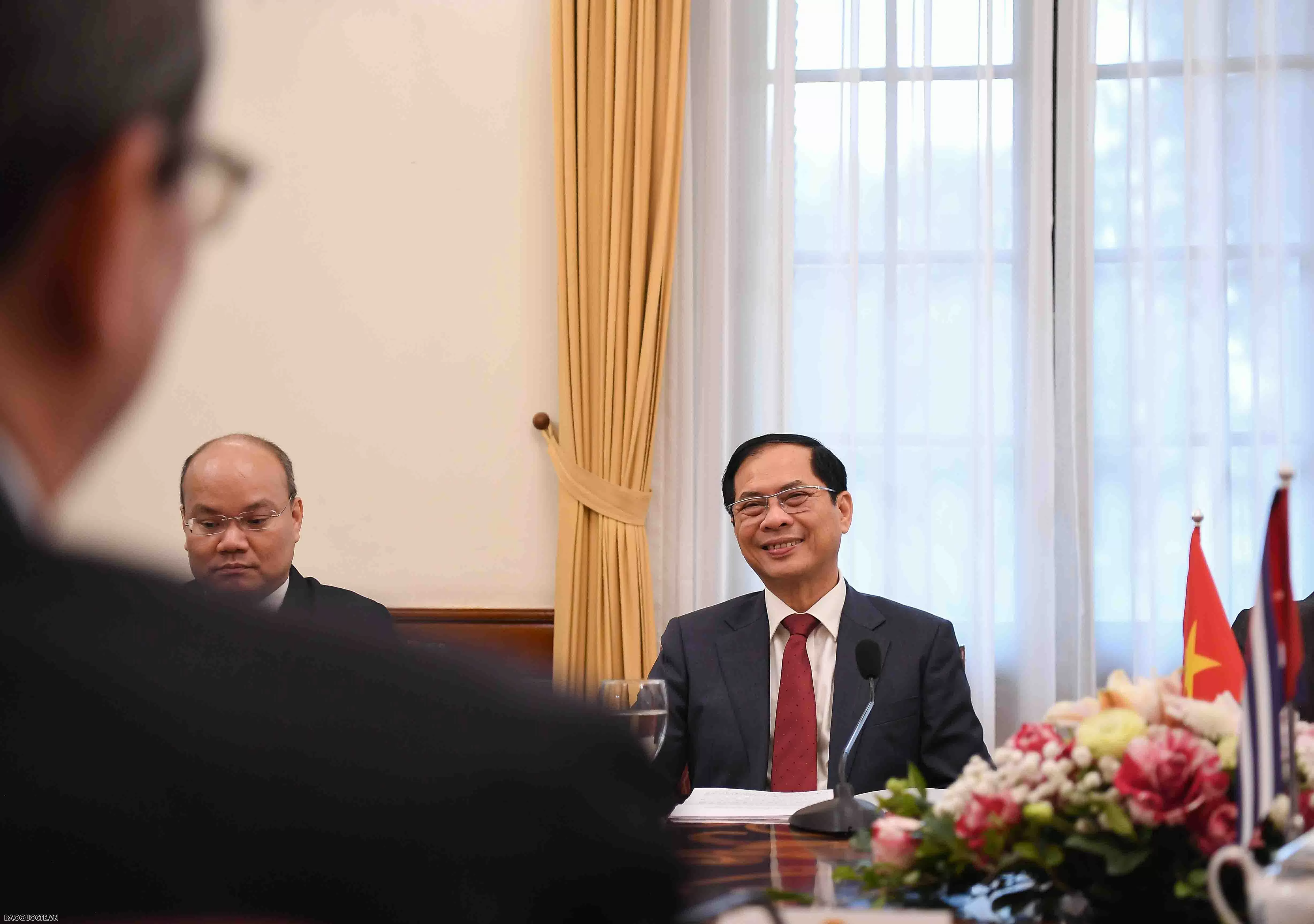 Phó Thủ tướng, Bộ trưởng Ngoại giao Bùi Thanh Sơn đón, hội đàm với Bộ trưởng Ngoại giao Cuba