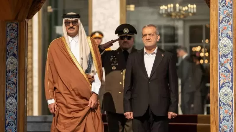 Quốc vương Qatar thăm Iran, khẳng định đối thoại là từ khóa cho ổn định khu vực Quốc vương Qatar thăm Iran, khẳng định đối thoại là từ khóa cho ổn định khu vực