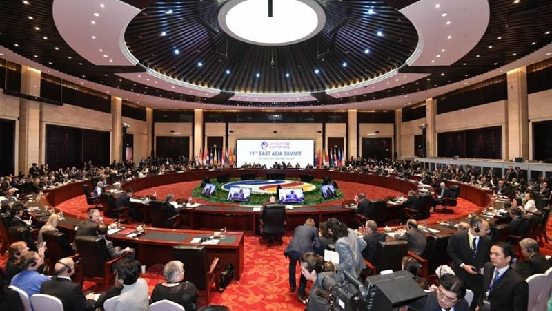 Không gian xoay xở của ASEAN