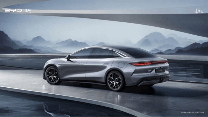 Cận cảnh xe Sedan điện BYD Han L phiên bản động cơ đôi 4WD