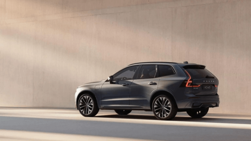 Lộ diện Volvo XC60 2026 với thiết kế sang trọng, đẳng cấp Lộ diện Volvo XC60 2026 với thiết kế sang trọng, đẳng cấp
