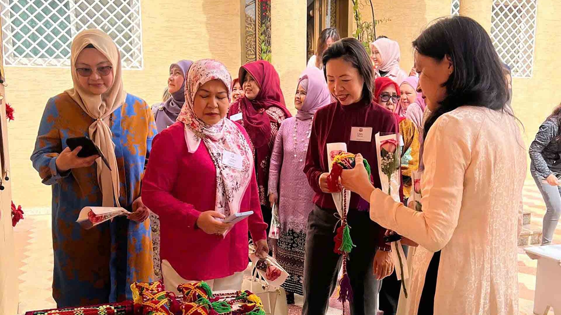 Đại sứ quán Việt Nam tại Saudi Arabia chủ trì buổi họp thường kỳ Nhóm phụ nữ ASEAN