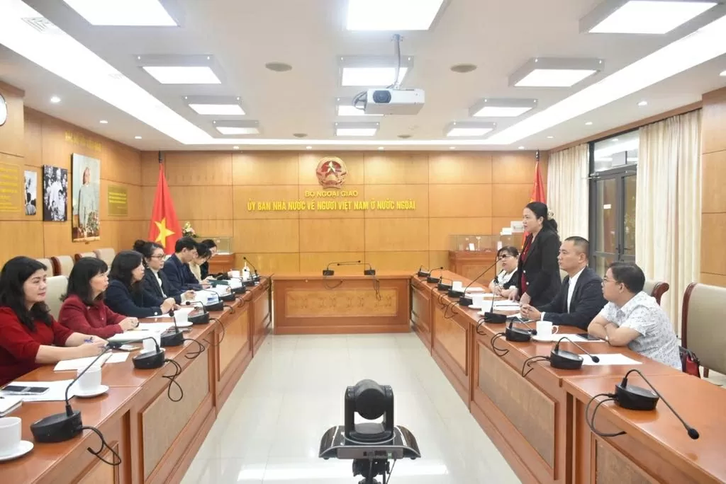 Tăng cường phối hợp trong công tác đối với người Việt Nam ở nước ngoài Tăng cường phối hợp công tác đối với người Việt Nam ở nước ngoài năm 2025