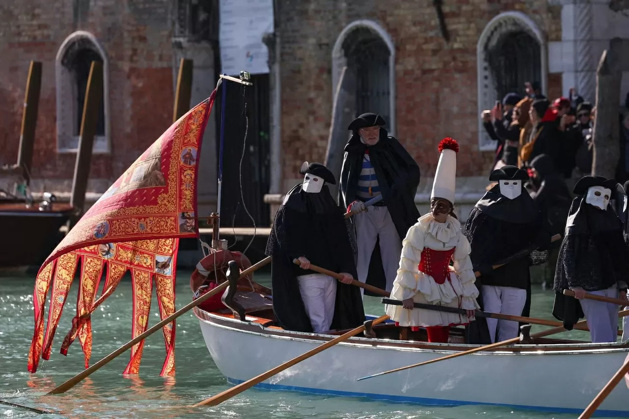 Italy: Rực rỡ lễ hội Carnival ở Venice Italy: Rực rỡ lễ hội Carnival ở Venice