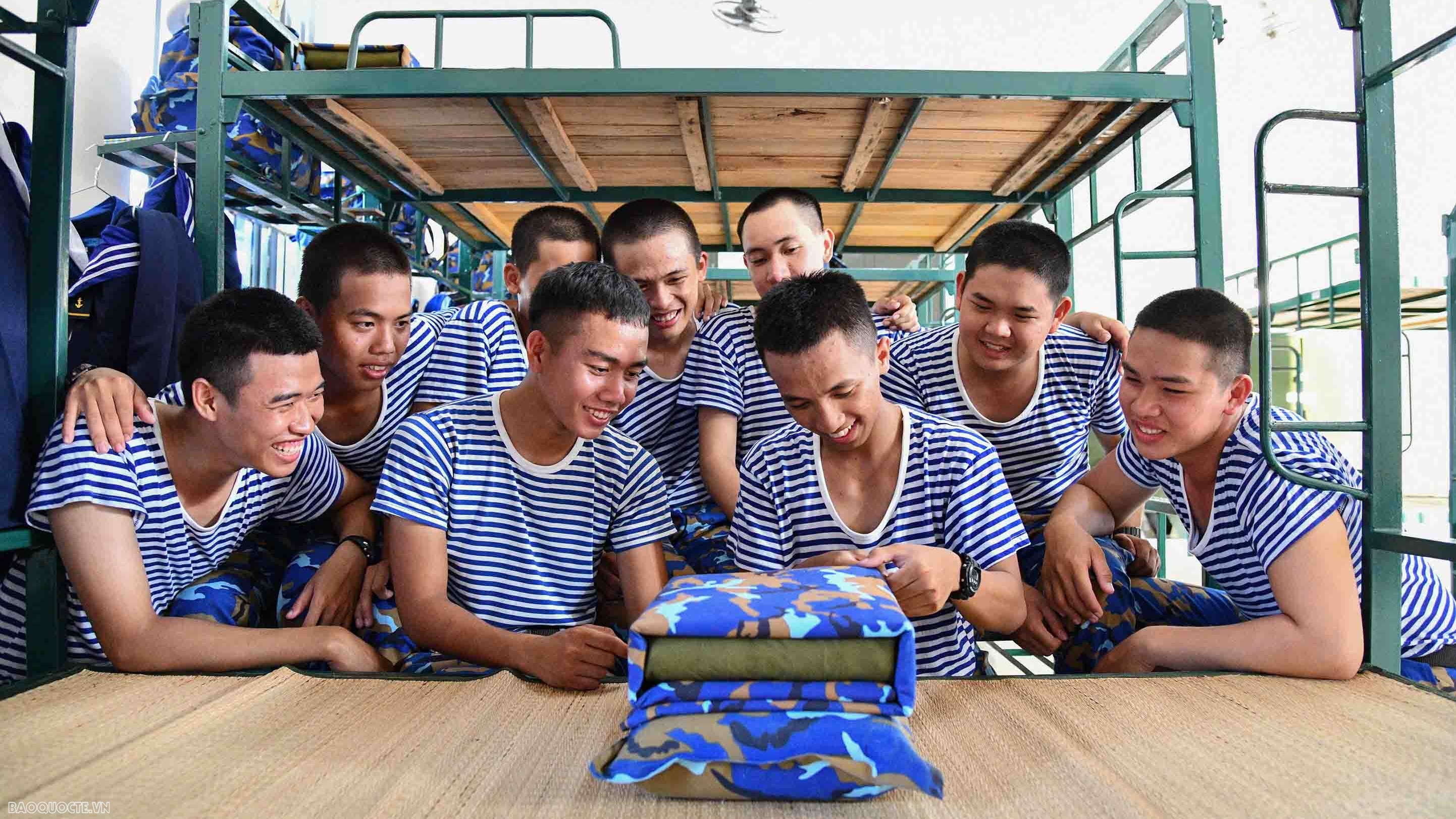 Những ngày đầu trong quân ngũ của các chiến sĩ mới